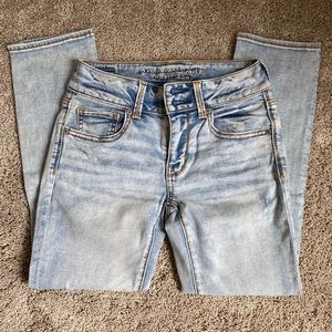 American Eagle Crop Jeans